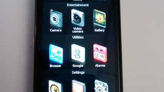 LG Chocolate BL40 Spy Shots Simultaneously Confirm Beauty, Ridiculousness